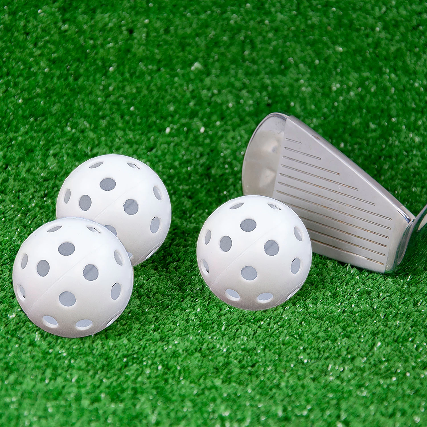 JEF World Of Golf 36 Assorted Practice Golf Balls 4 JEF World Of Golf 36 Assorted Practice Golf Balls - Image 2